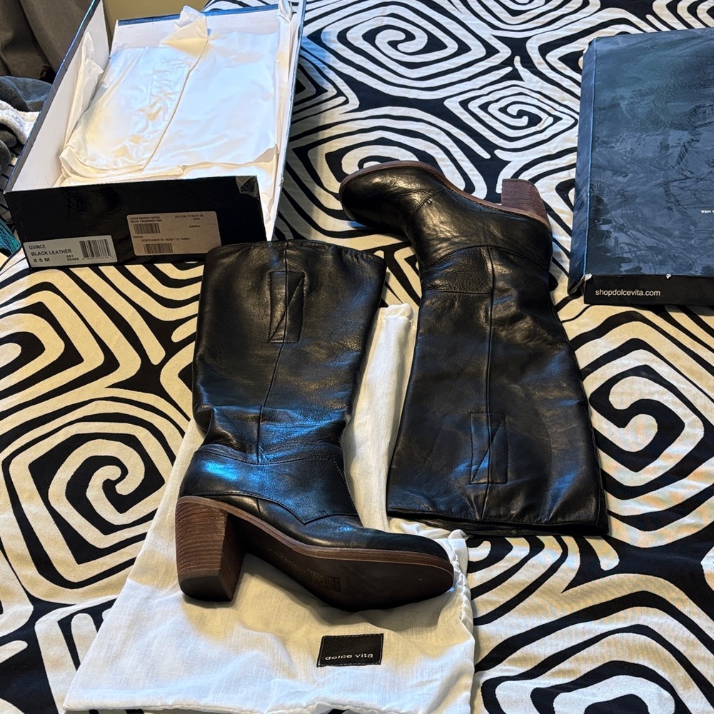Quince Black Leather Footwear